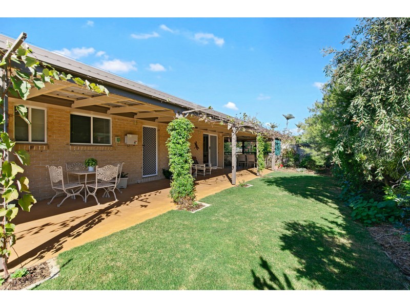 1 Parklands Court, Victoria Point QLD 4165