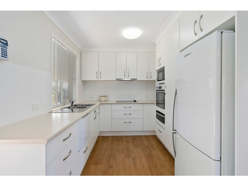 1 Parklands Court, Victoria Point QLD 4165