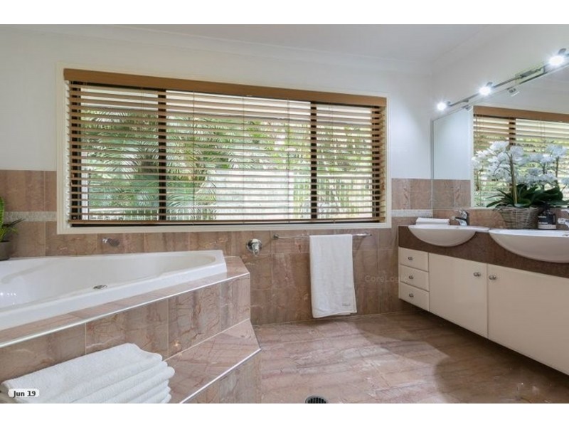 12 Venn Pde, Thornlands QLD 4164