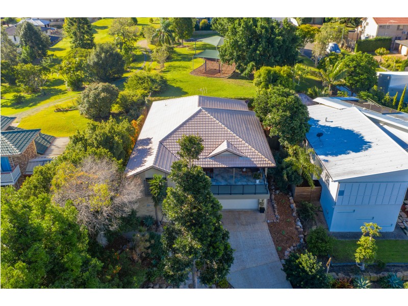 12 Hayes Street, Wakerley QLD 4154