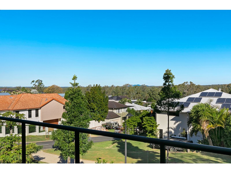 12 Hayes Street, Wakerley QLD 4154