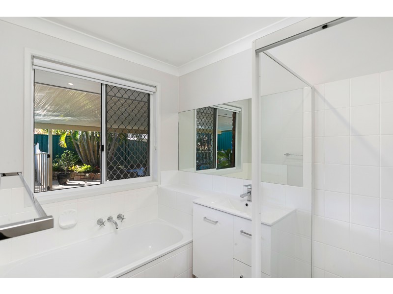 13 Barber Drive, Capalaba QLD 4157