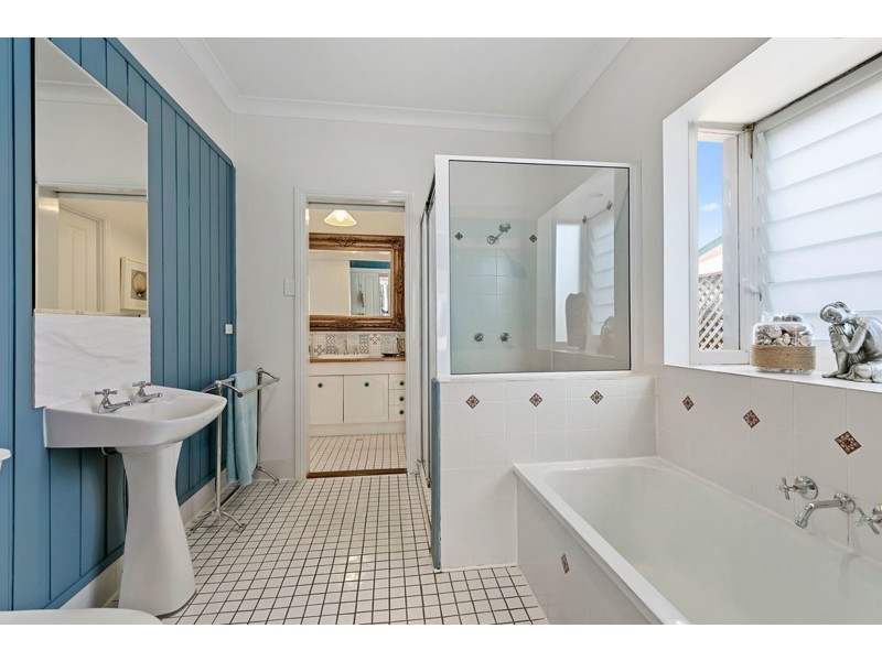 10-10A RUSSELL STREET, Cleveland QLD 4163