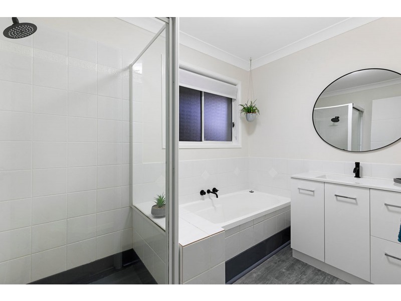 226 Gordon Road, Redland Bay QLD 4165