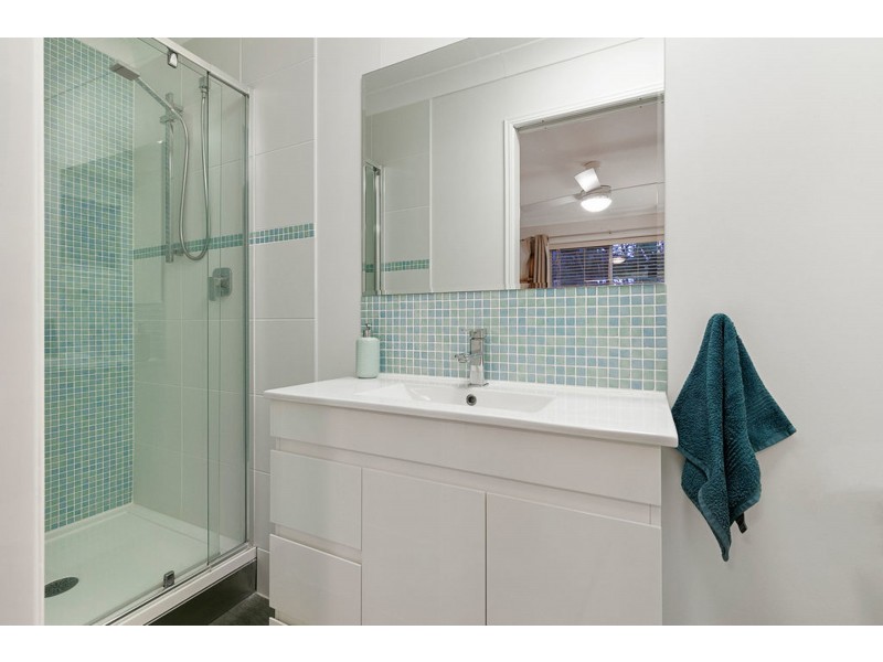 226 Gordon Road, Redland Bay QLD 4165