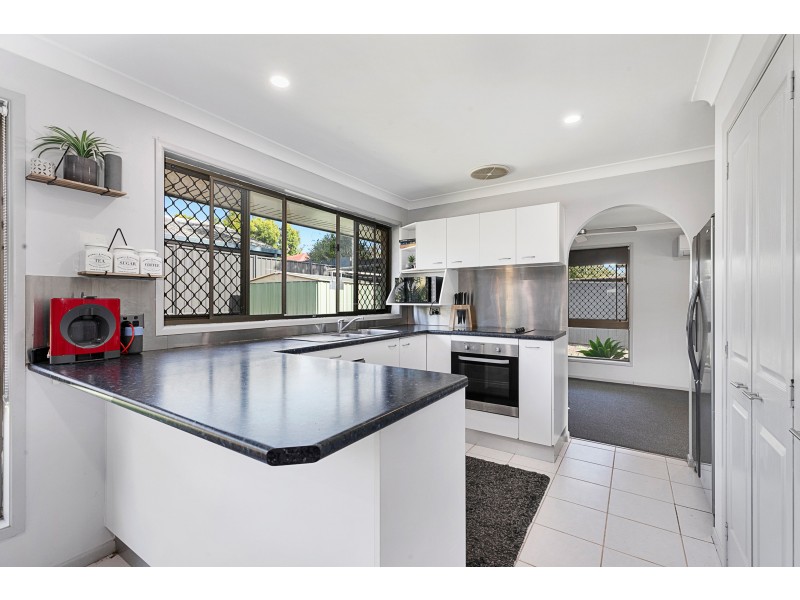 4 Burwood Road, Alexandra Hills QLD 4161