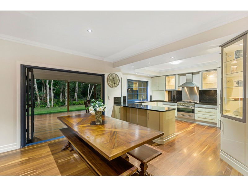 2 Dinwoodie Road, Thornlands QLD 4164
