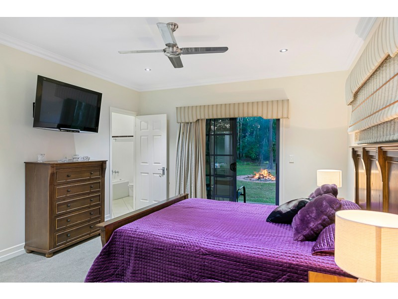 2 Dinwoodie Road, Thornlands QLD 4164