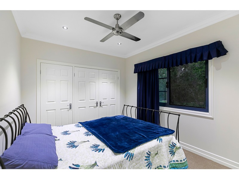 2 Dinwoodie Road, Thornlands QLD 4164