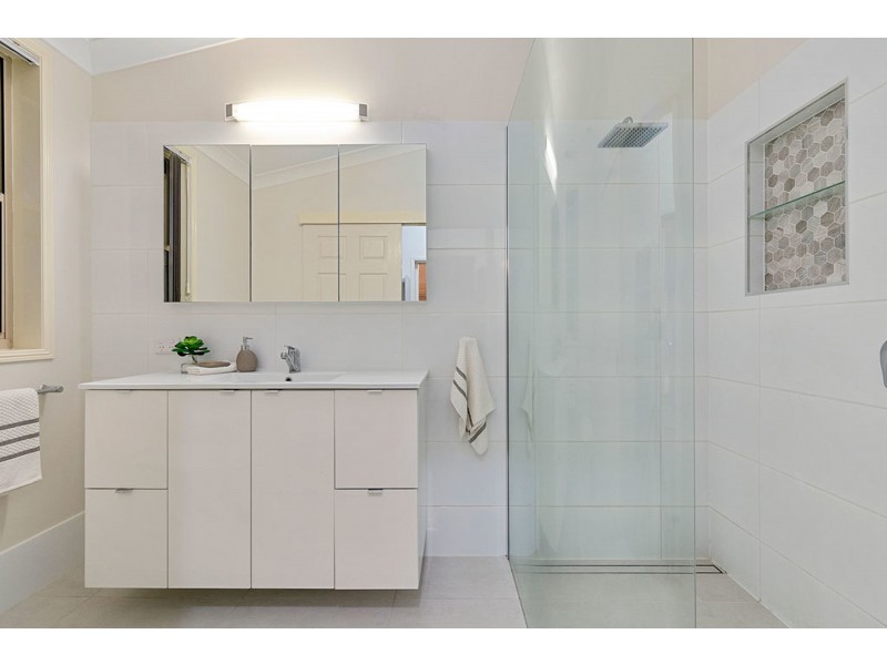 13 Dynasty Court, Alexandra Hills QLD 4161