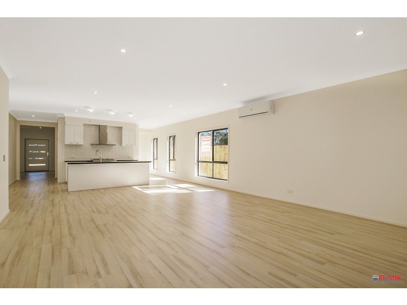 13 Glenhaven Close, Redland Bay QLD 4165