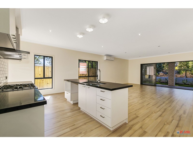 13 Glenhaven Close, Redland Bay QLD 4165