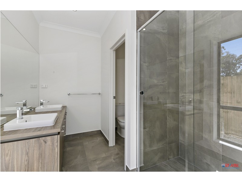 13 Glenhaven Close, Redland Bay QLD 4165