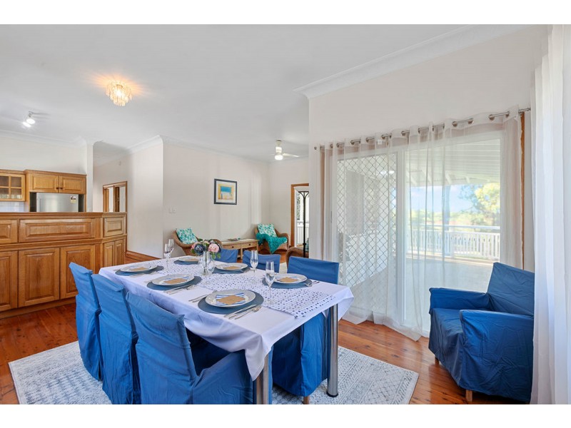 22 Muriel Street, Redland Bay QLD 4165
