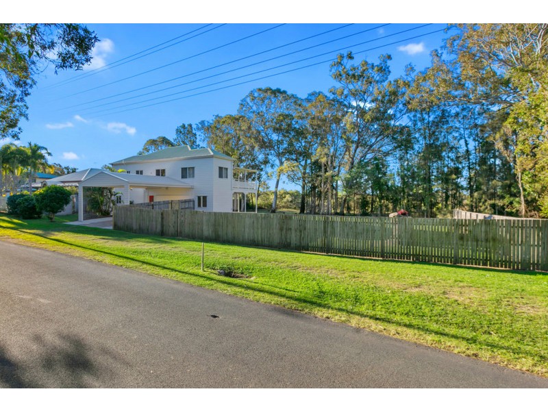 22 Muriel Street, Redland Bay QLD 4165