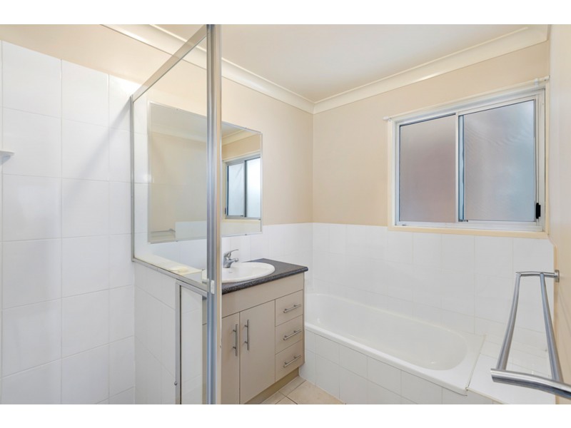 5 Lake View Drive, Thornlands QLD 4164