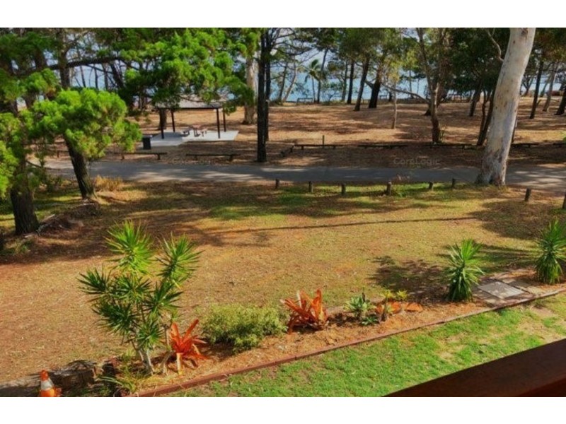 36 Victoria Pde South, Coochiemudlo Island QLD 4184