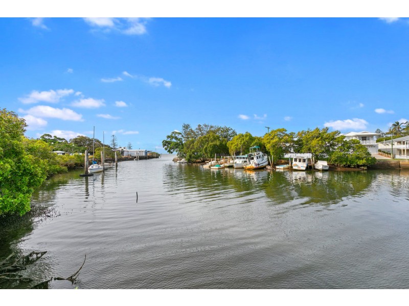 29 Fox Street, Wynnum QLD 4178