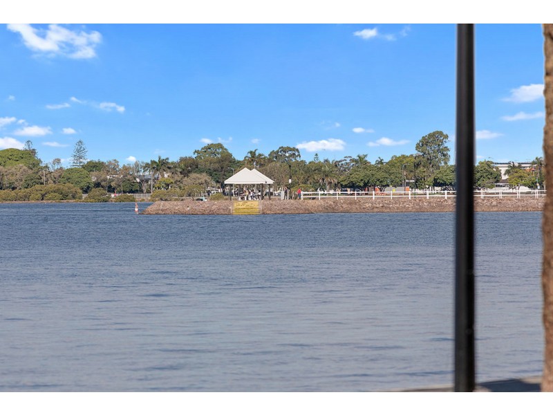29 Fox Street, Wynnum QLD 4178