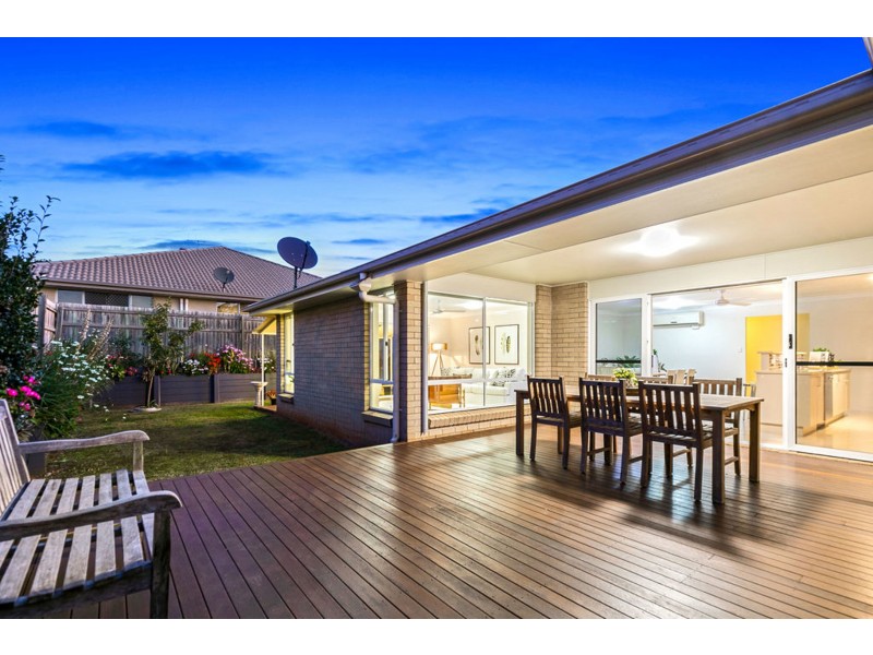 16 Parklane Road, Victoria Point QLD 4165