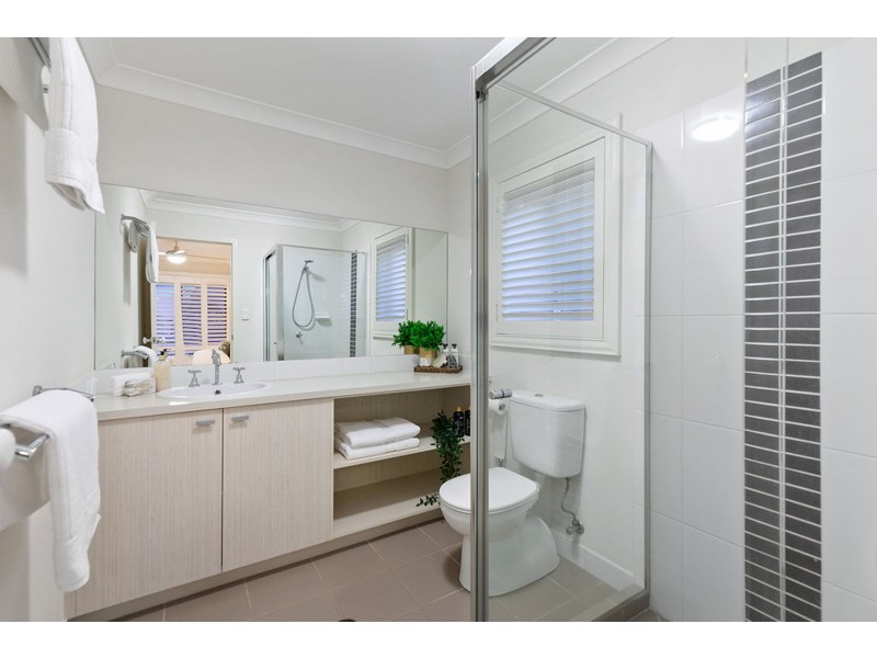 16 Parklane Road, Victoria Point QLD 4165