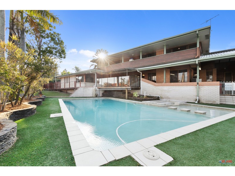 23 Chiniala Street, Mansfield QLD 4122