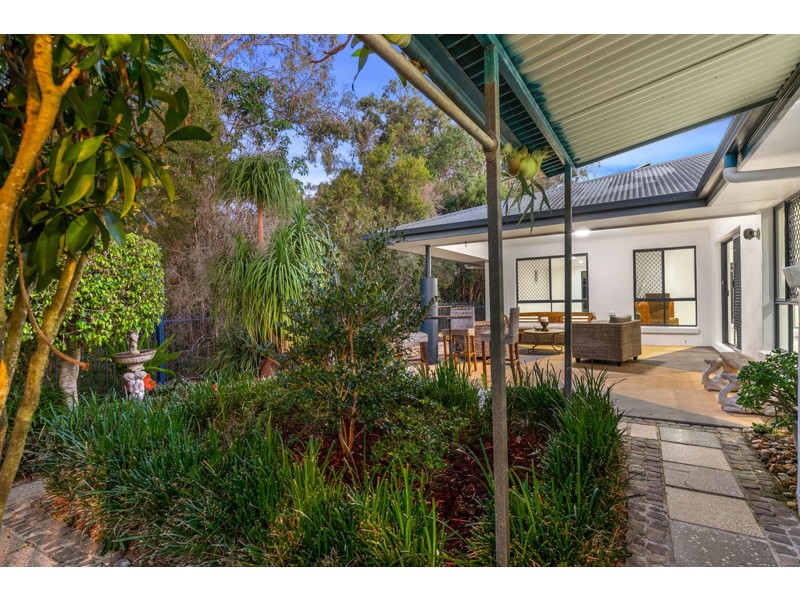 5 Saranah Place, Wellington Point QLD 4160
