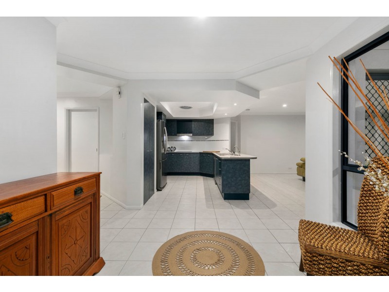 5 Saranah Place, Wellington Point QLD 4160