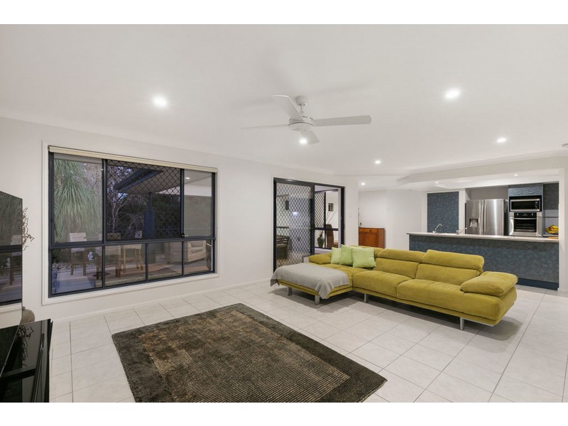5 Saranah Place, Wellington Point QLD 4160