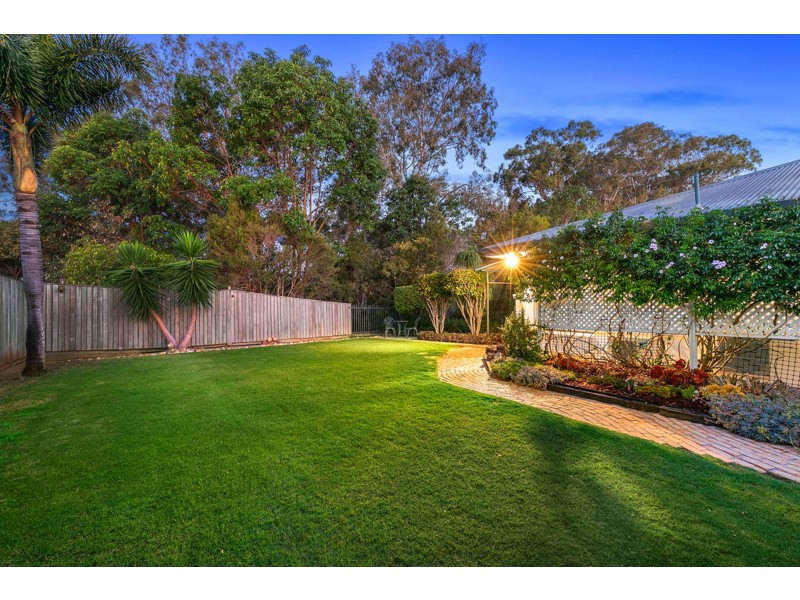 5 Saranah Place, Wellington Point QLD 4160