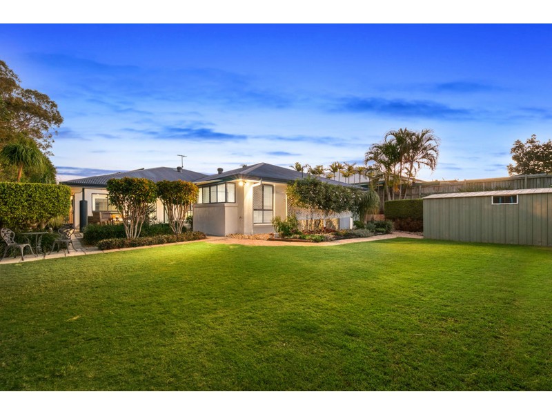 5 Saranah Place, Wellington Point QLD 4160