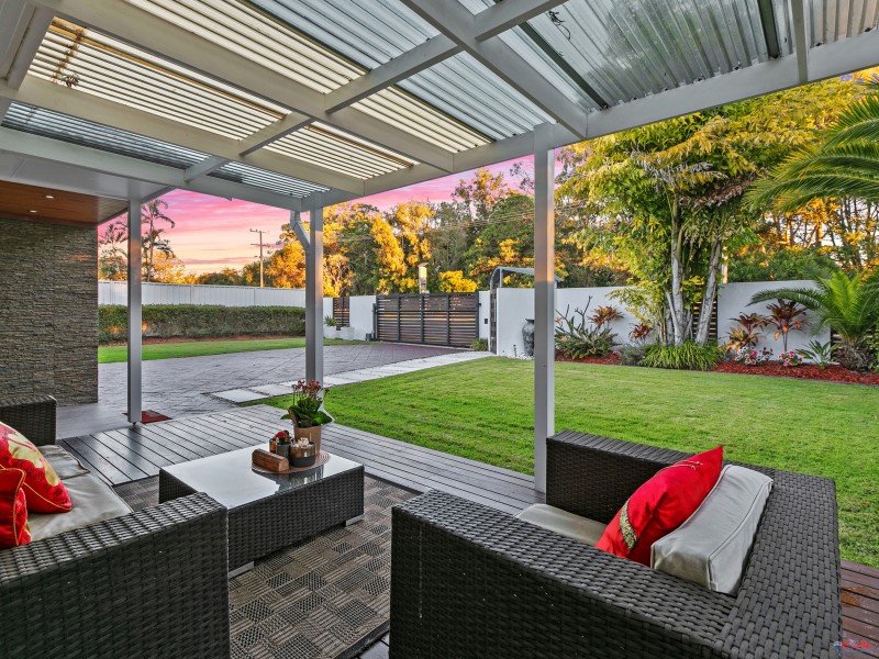 82 Bailey Road, Birkdale QLD 4159