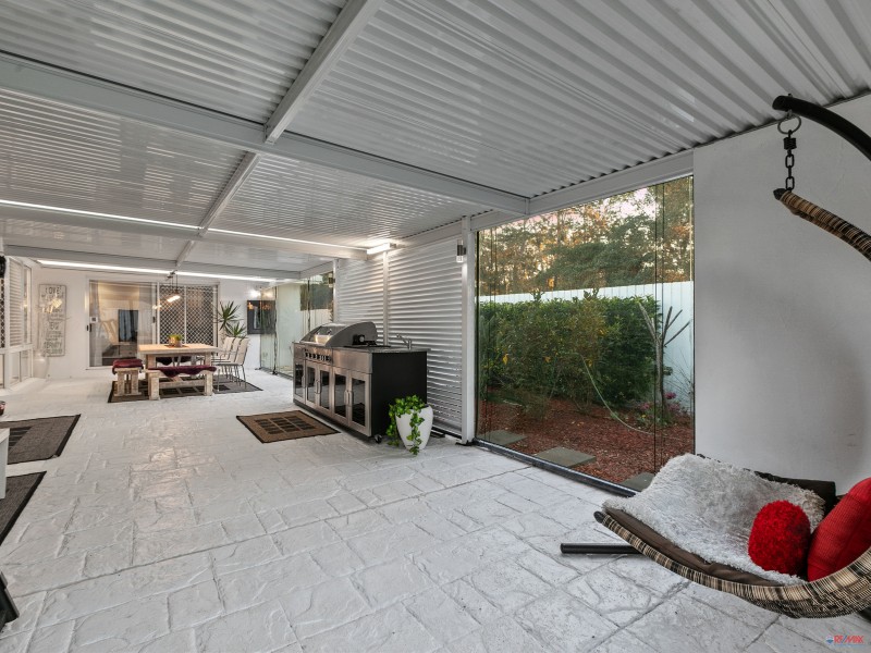 82 Bailey Road, Birkdale QLD 4159