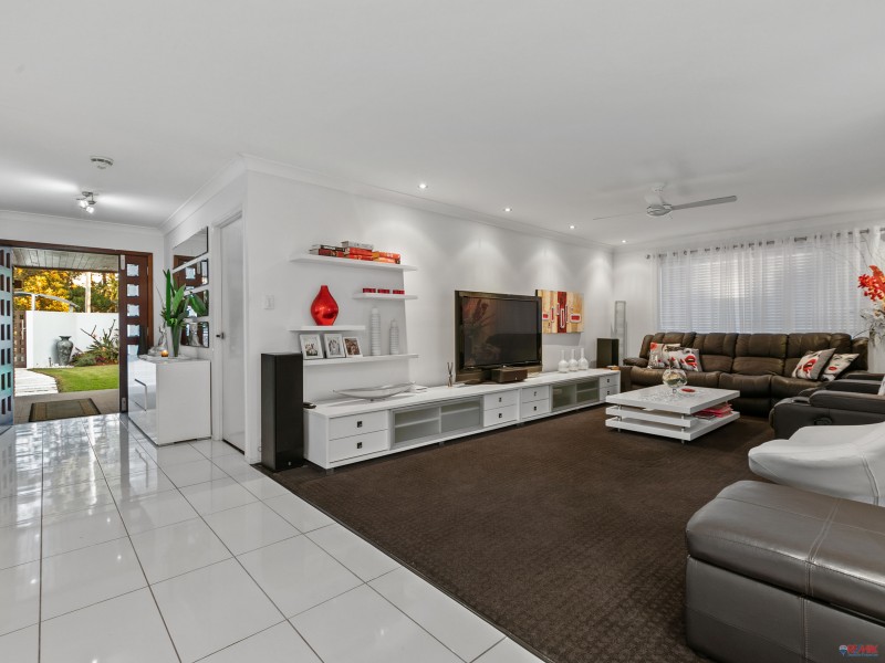 82 Bailey Road, Birkdale QLD 4159