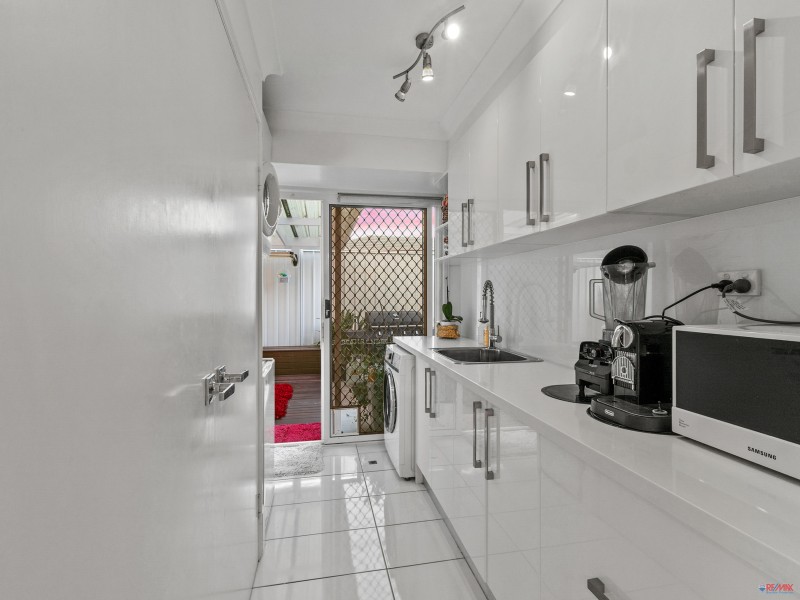 82 Bailey Road, Birkdale QLD 4159