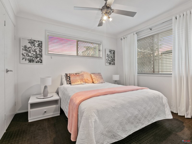 82 Bailey Road, Birkdale QLD 4159