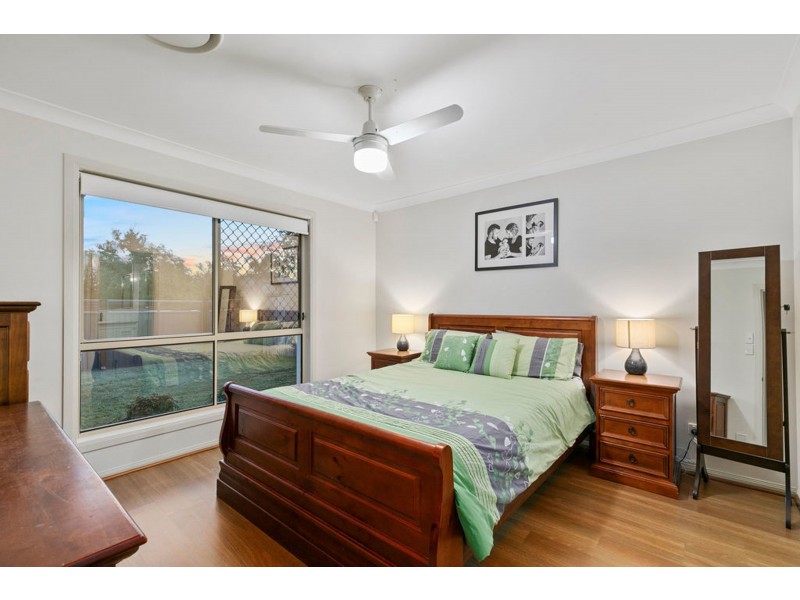 16 Cimmaron Circuit, Thornlands QLD 4164