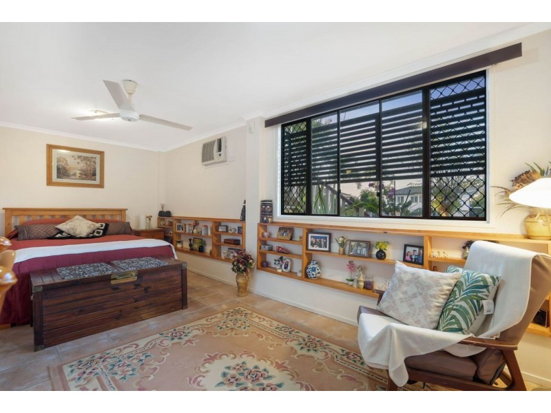 5A Moloii Crescent, Birkdale QLD 4159