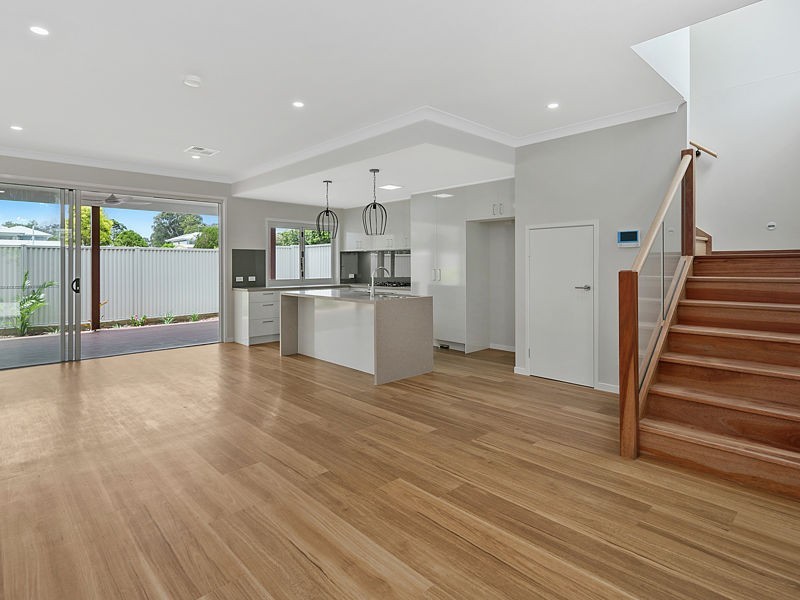 102-106 Sturgeon Street, Ormiston QLD 4160