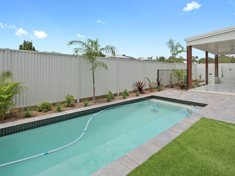 102-106 Sturgeon Street, Ormiston QLD 4160