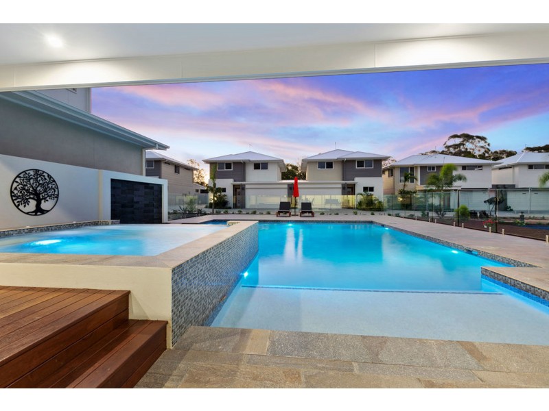 102-106 Sturgeon Street, Ormiston QLD 4160