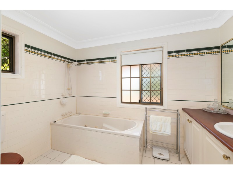 3 Peachface Court, Thornlands QLD 4164