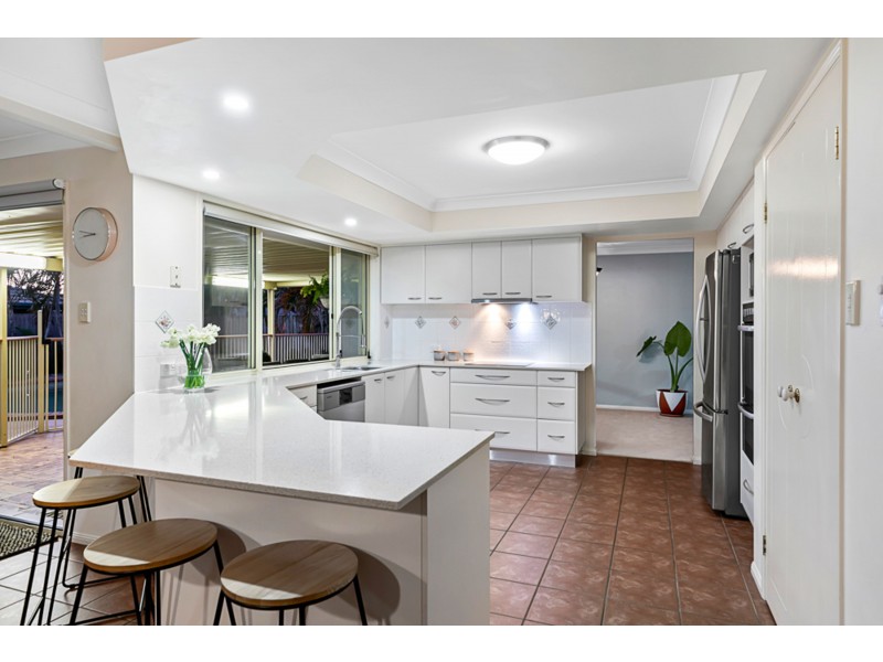 80 Barron Road, Birkdale QLD 4159