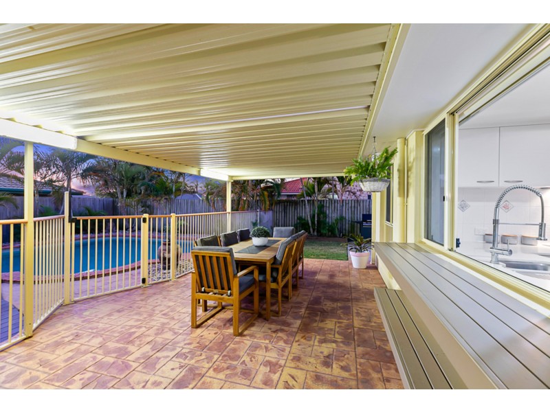 80 Barron Road, Birkdale QLD 4159