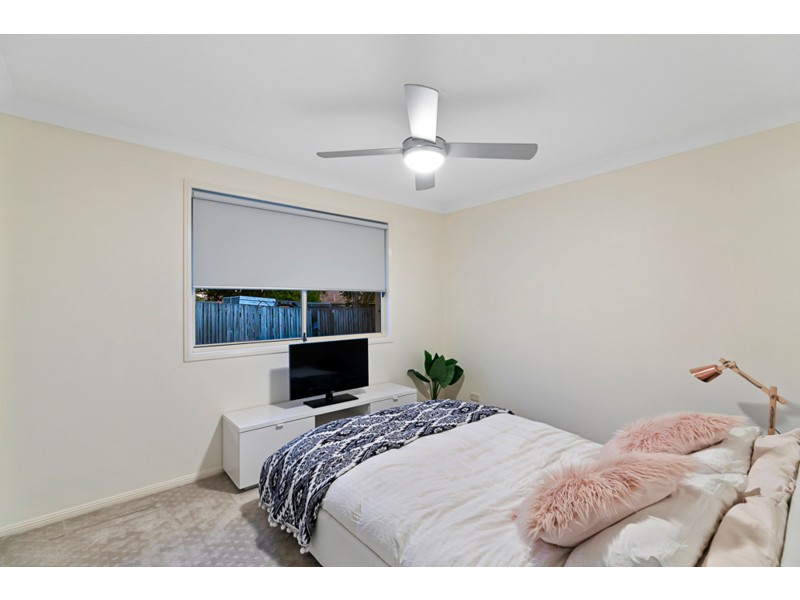 80 Barron Road, Birkdale QLD 4159