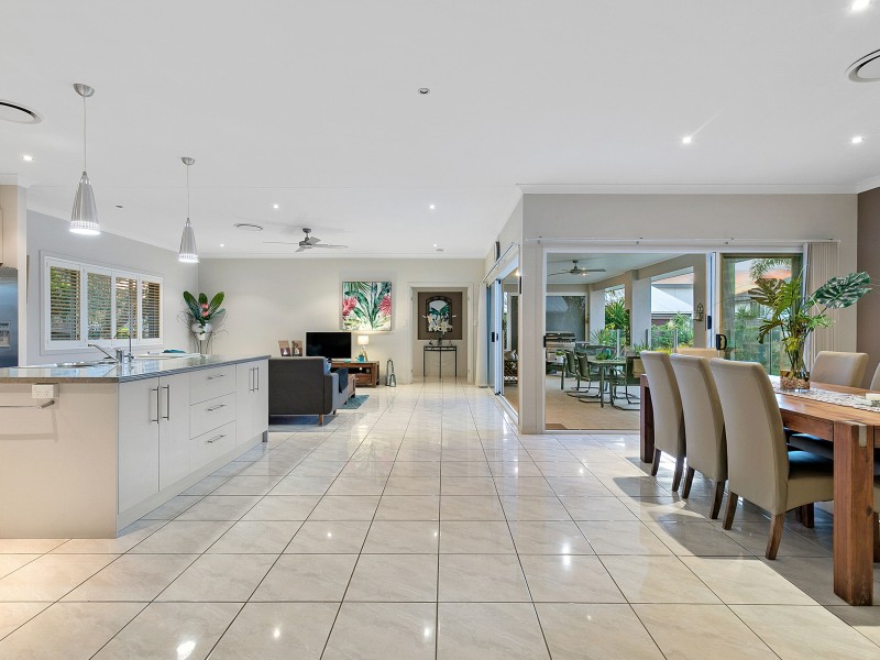 71 Thornlands Road, Thornlands QLD 4164