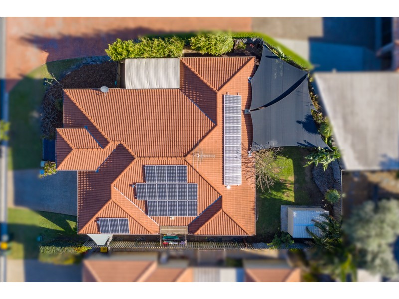 33 Ross Place, Wakerley QLD 4154