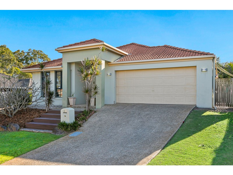 33 Ross Place, Wakerley QLD 4154