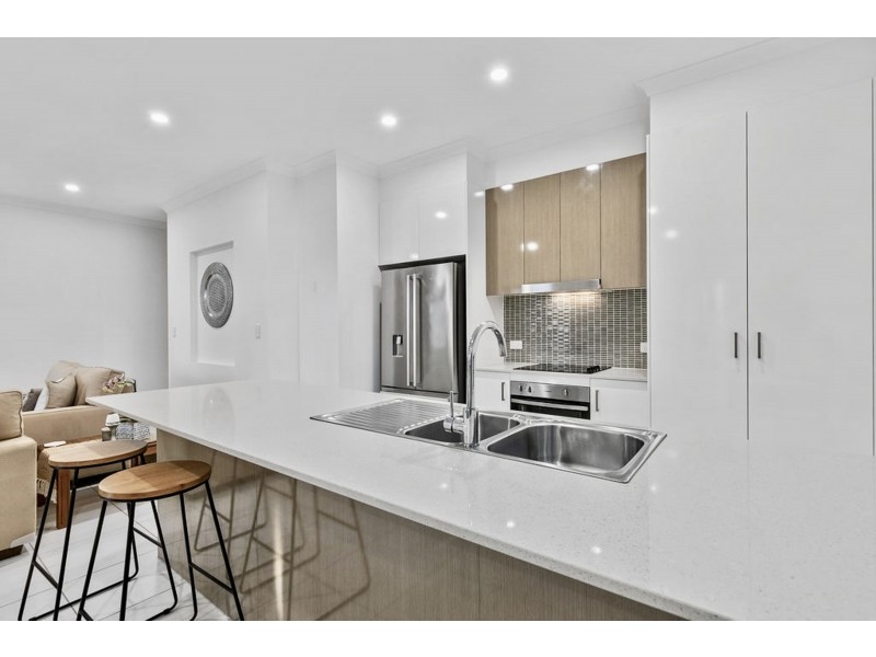 4/291 Main Road, Wellington Point QLD 4160