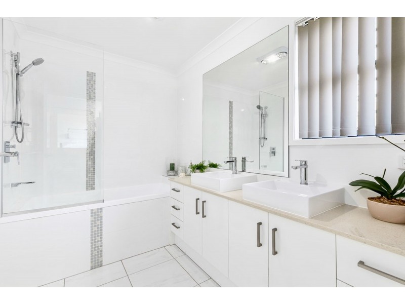 4/291 Main Road, Wellington Point QLD 4160